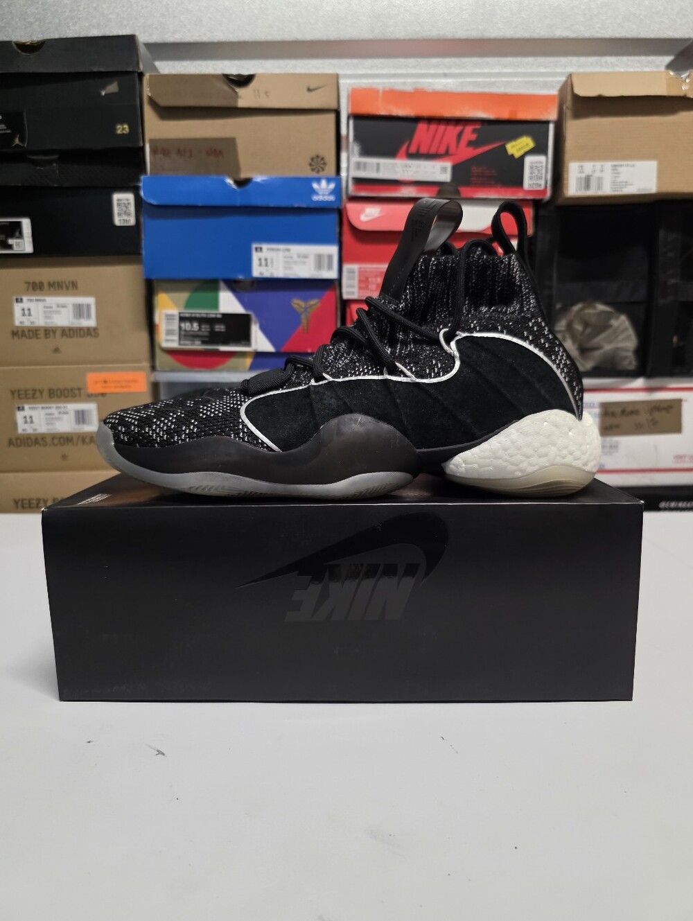 adidas Crazy BYW X "Oreo" Primeknit Mid-Top Sz 11.5